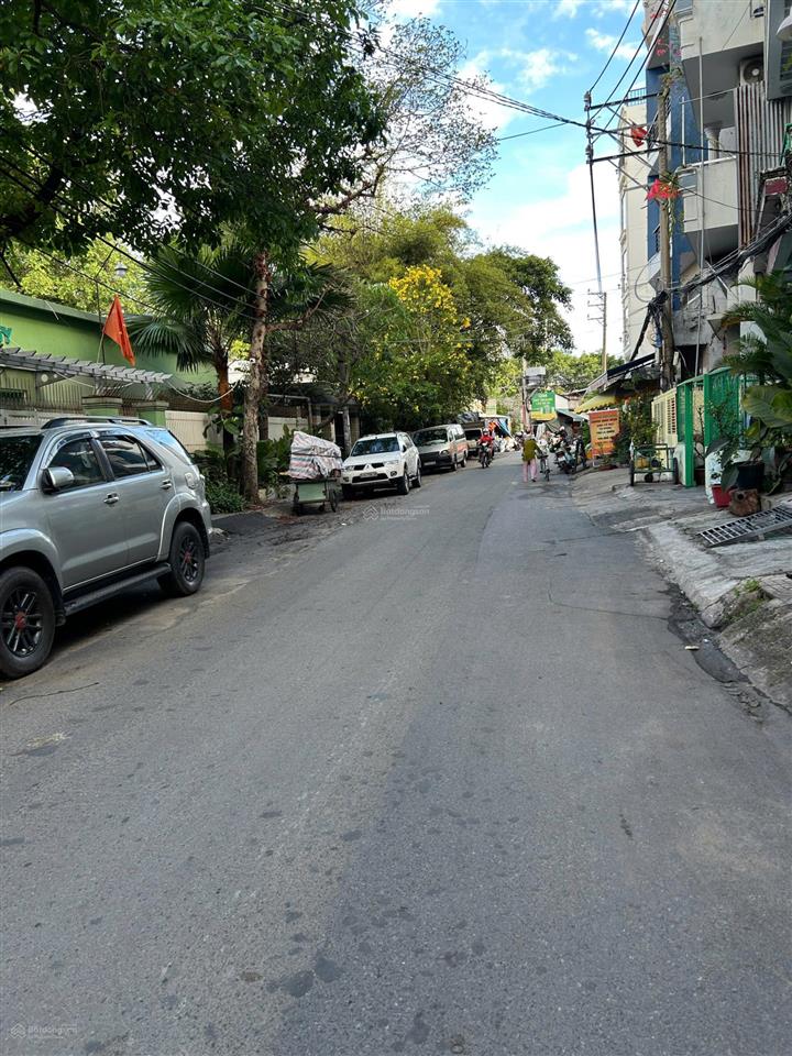 Nhà 4.5 x 21m  xây 4 tầng  gần đường nguyễn tuyển  bán 11 tỷ