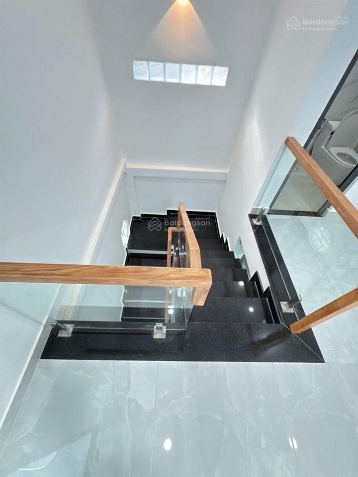 Chủ cần tiền bán nhà  đường nguyễn thiện thuật 7 tỷ