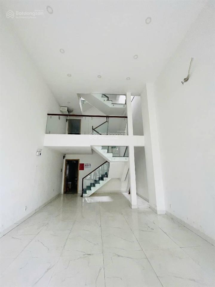 Nhà mặt tiền đường muồn tím  khu dân cư cát lái  phường cát lái  12.8 tỷ.