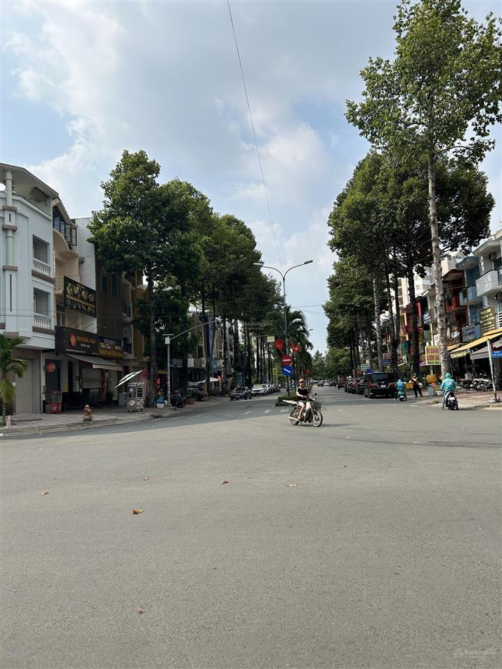 Biệt thự đường đỗ pháp thuận  bán 90 tỷ