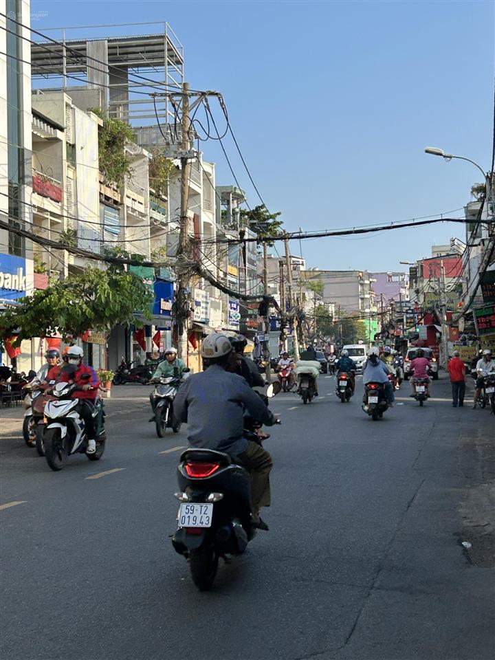Nhà 7 x 20m  hẻm 251 ngay lê quang định rẽ vào  bán 13 tỷ