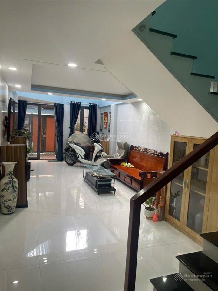 Chủ cần tiền  bán gấp nhà  mặt tiền đường nguyễn đôn tiết  giá 8.5 tỷ