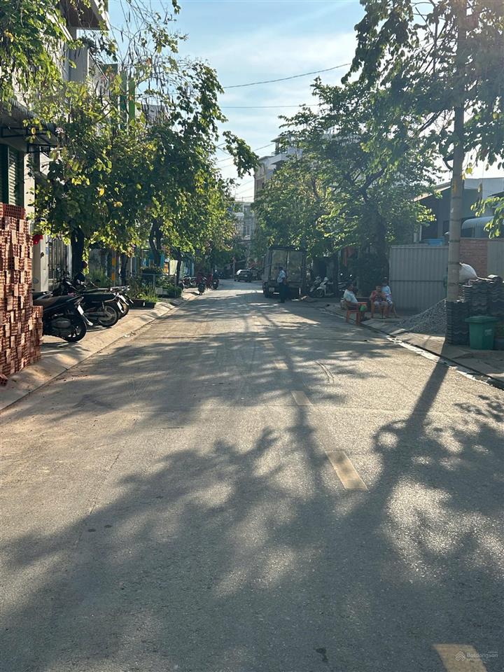 Bán đất thổ cư  mặt tiền đường số 26  p. cát lái