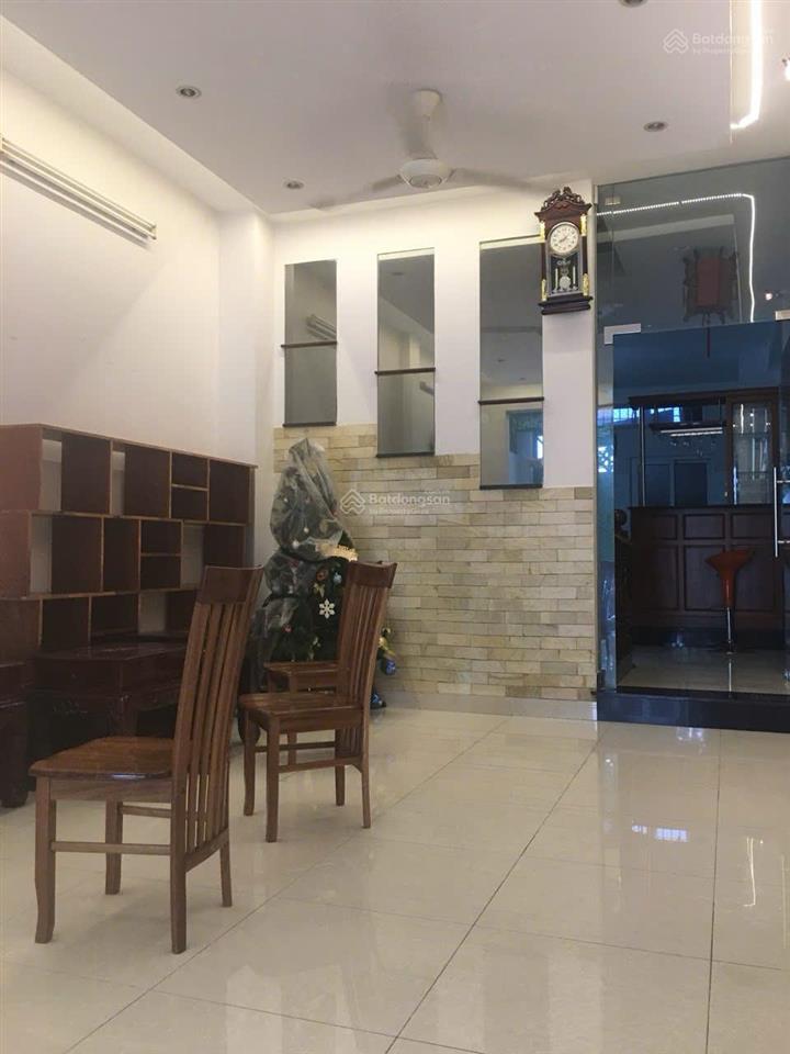 Chủ cần bán nhà đường nguyễn hữu cảnh  giá 18 tỷ