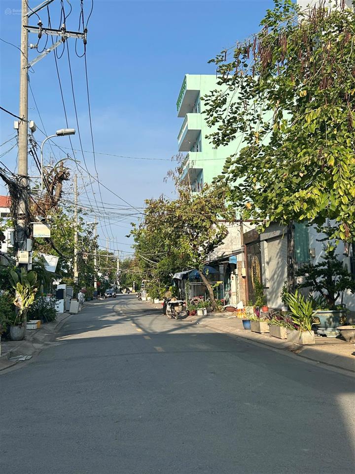 Đất 5 x 18m  đường 12m  cách nguyễn duy trinh 70m  giá 9.1 tỷ