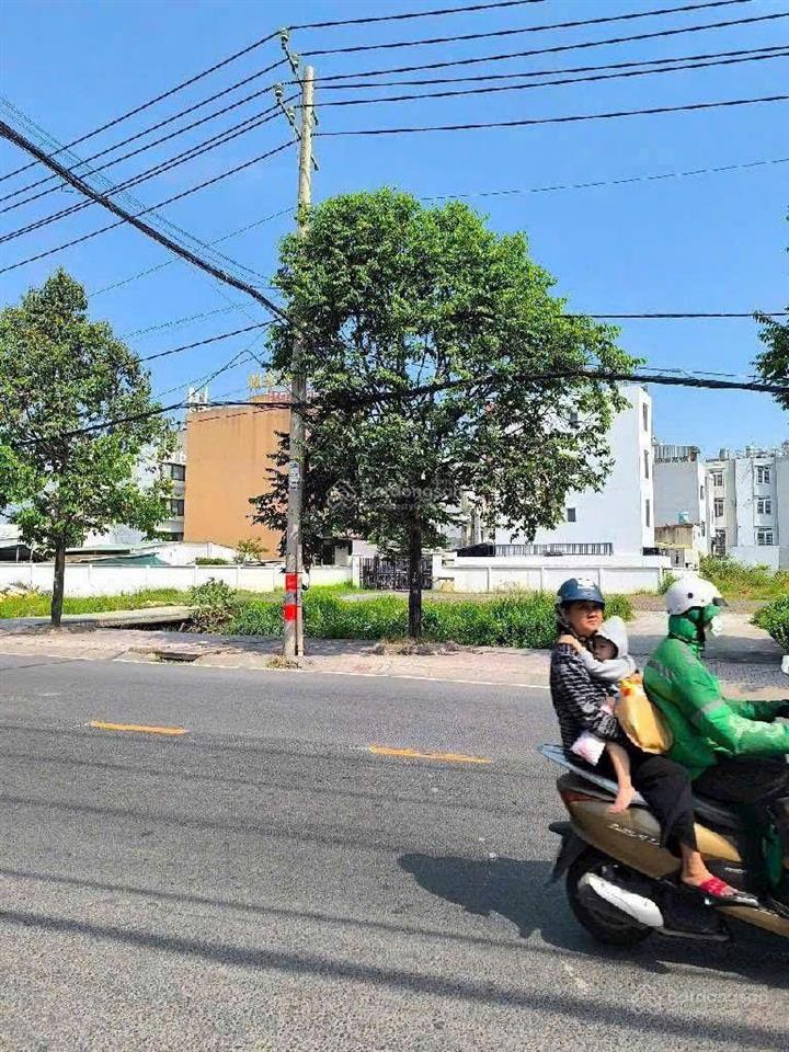 Bán 620m đất thổ cư mặt tiền đường nguyễn duy trinh  p. phú hữu  quận 9