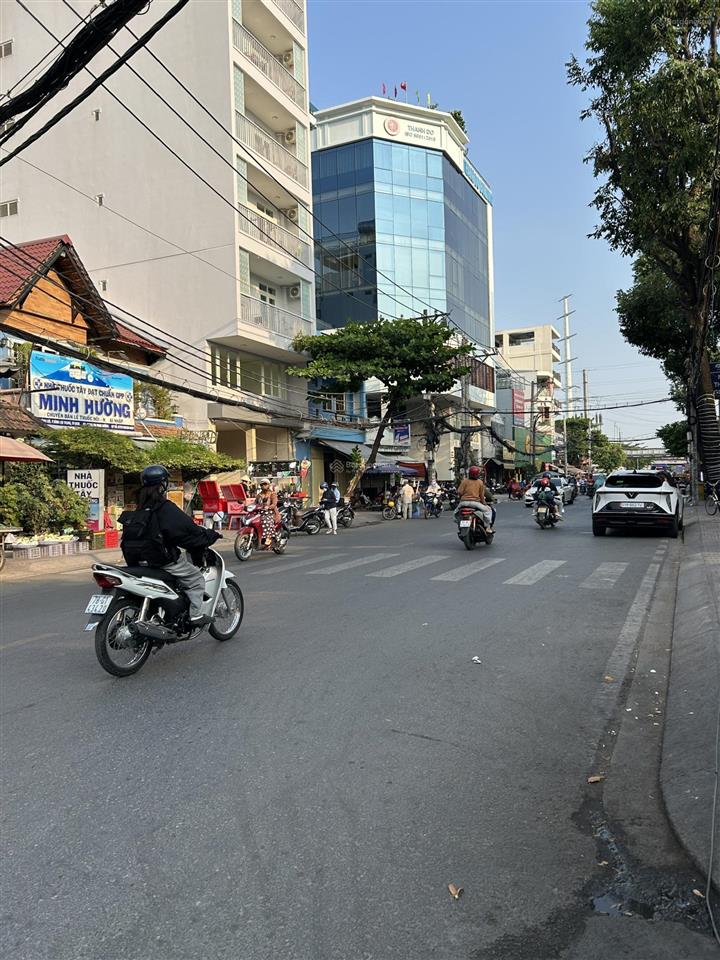 Chủ cần tiền  bán 140m đất thổ cư  khu đường bình lợi  giá 17.5tỷ