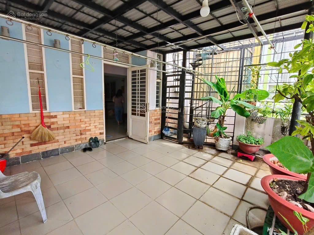 Bán nhà  khu đường thích quảng đức  bán 13.5 tỷ