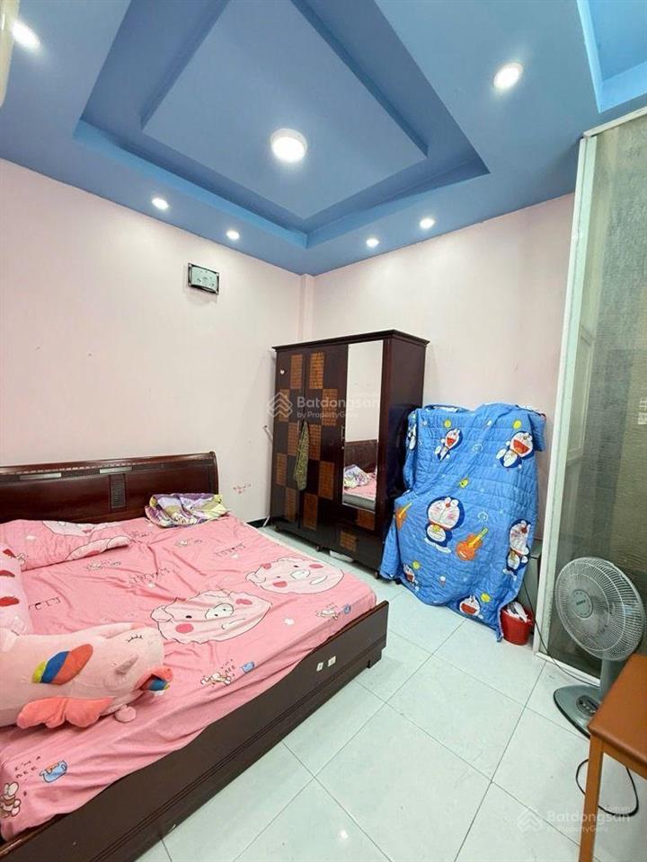 Chủ cần bán nhà 4.8 x 10m  xây 3 tầng  gần bùi đình túy  bán 9.3 tỷ