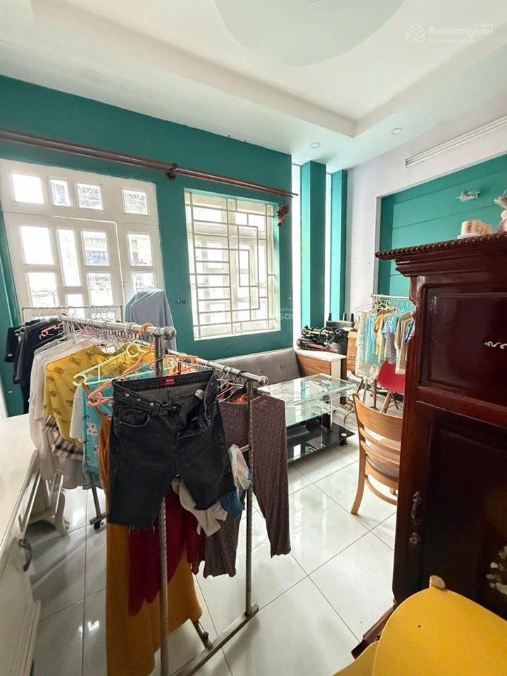 Chủ cần bán nhà 4.8 x 10m  xây 3 tầng  gần bùi đình túy  bán 9.3 tỷ
