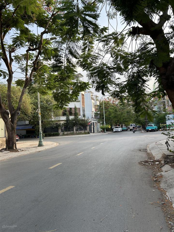 Bán nhà có hầm  23 tỷ  gần đường trần lựu  khu an phú an khánh.