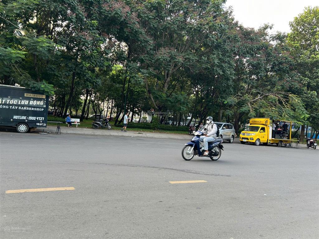 Bán lô b25  dự án đông thủ thiêm  p. bình trưng đông  bán 98tr/m2