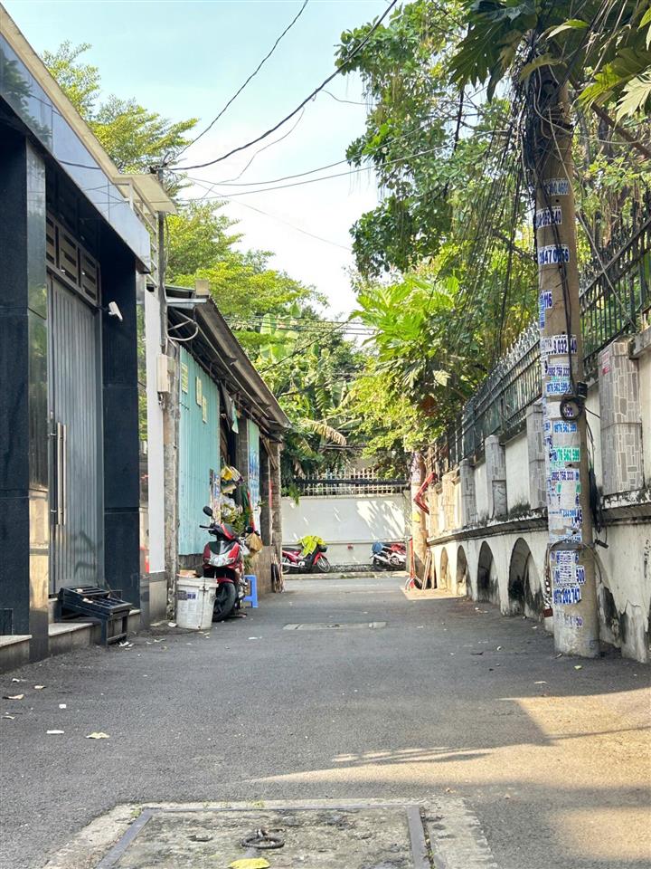 Bán 115m đất thổ cư  phường thảo điền giá 15 tỷ