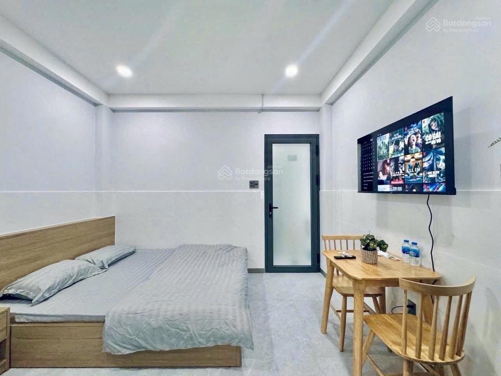 Bán nhà mặt tiền đường bùi tá hán, xây 1 hầm + 4 tầng 23,6 tỷ