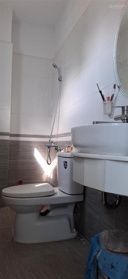 Bán nhà  mặt tiền đường số 6  phường bình trưng đông