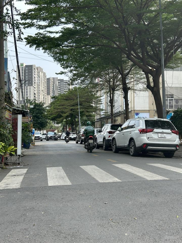 Bán 466m2 đất  mặt tiền đường thích mật thể  gần đường đồng văn cống