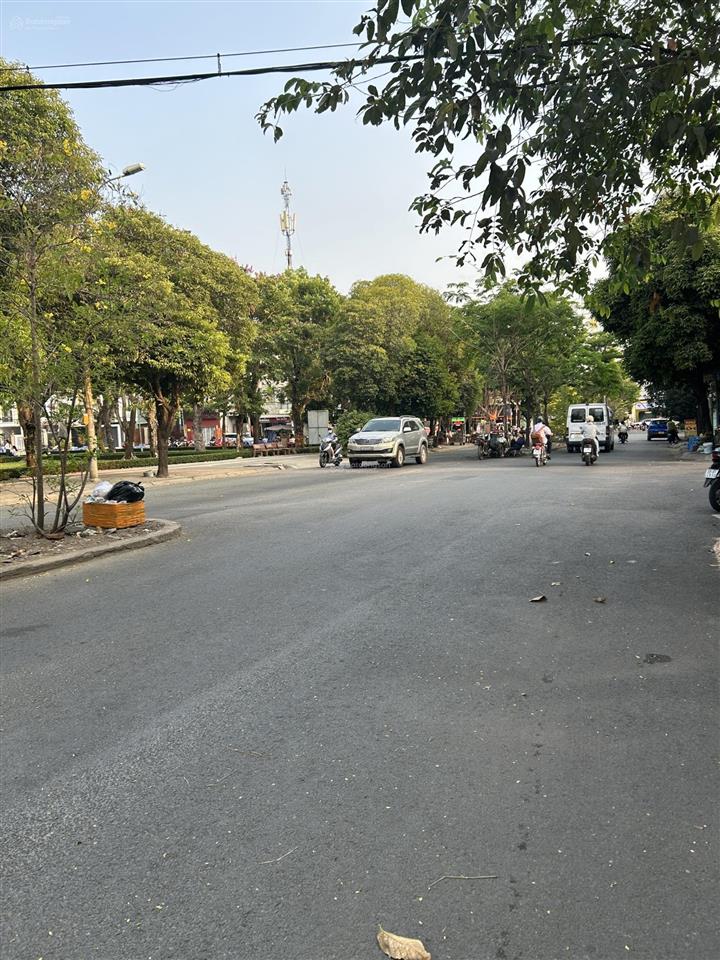 Dt 100m  mặt tiền đường số 49  gần nguyễn duy trinh và chợ tân lập