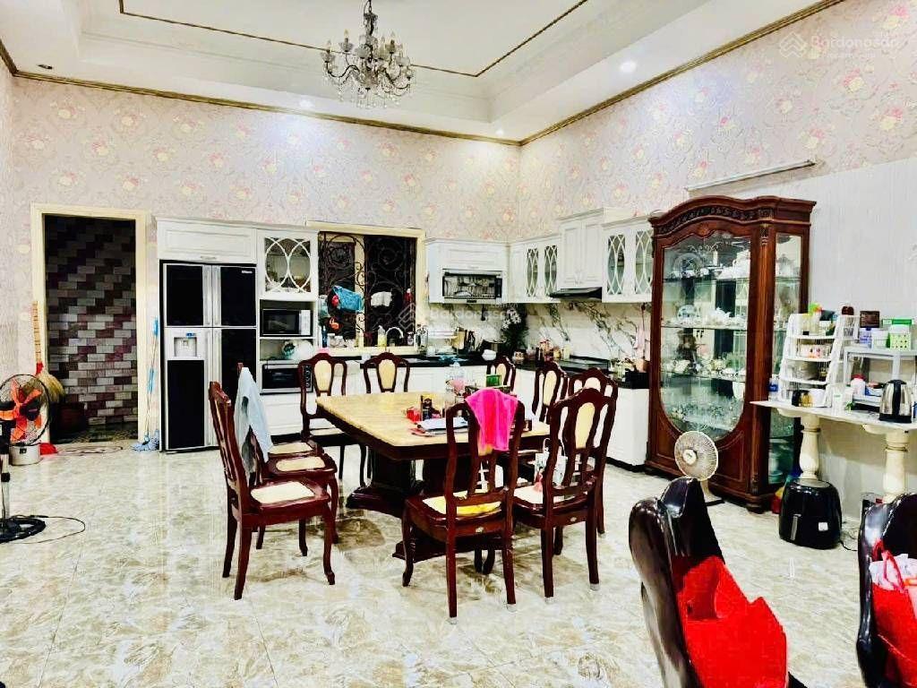 Bán biệt thự khu đường trần não phường bình an