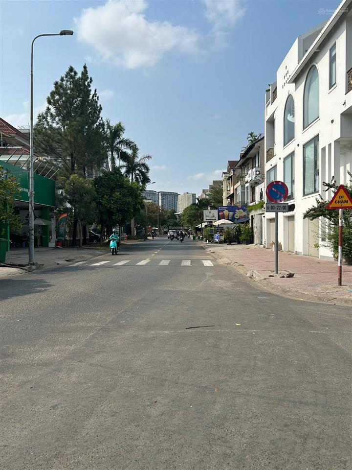 Bán đất mặt tiền đường thân văn nhiếp phường an phú q2