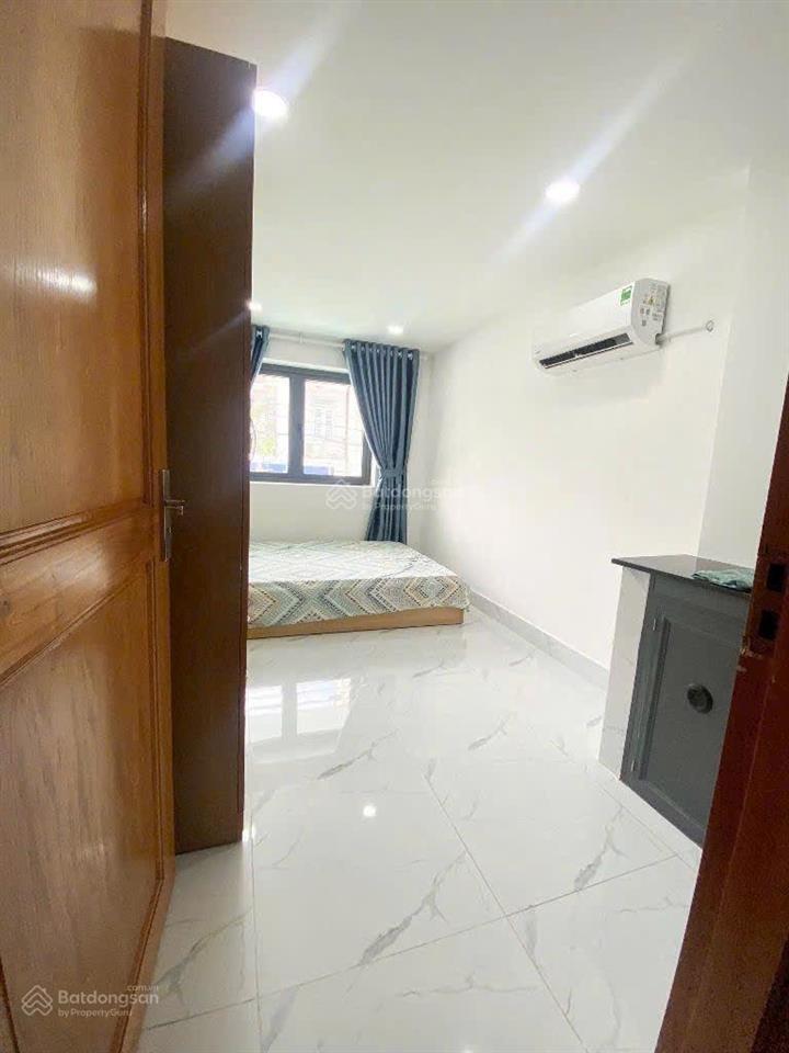 Nhà xây 1 hầm + 7 tầng + thang máy  khu đường trần bình trọng