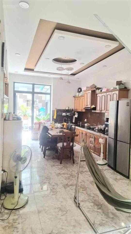 Bán nhà khu dân cư phước bình  ngay đỗ xuân hợp rẽ vào