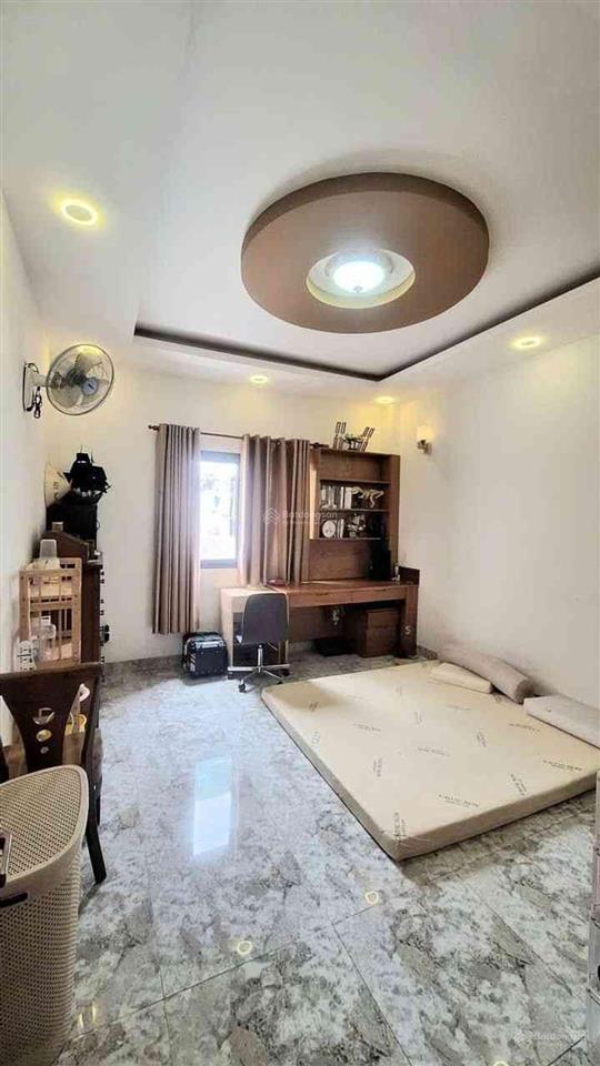 Bán nhà khu dân cư phước bình  ngay đỗ xuân hợp rẽ vào