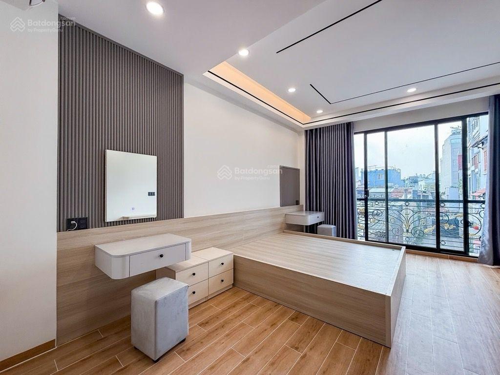Bán nhà có thang máy  khu đường nơ trang long gía 11.7 tỷ