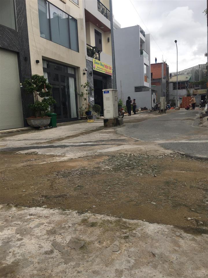 Bán nhà khu gần ngã 3 đường nguyễn duy trinh và lê văn thịnh