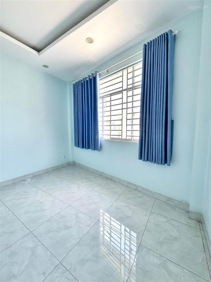 Bán nhà mặt tiền kinh doanh đường số 11  p. bình trưng tây