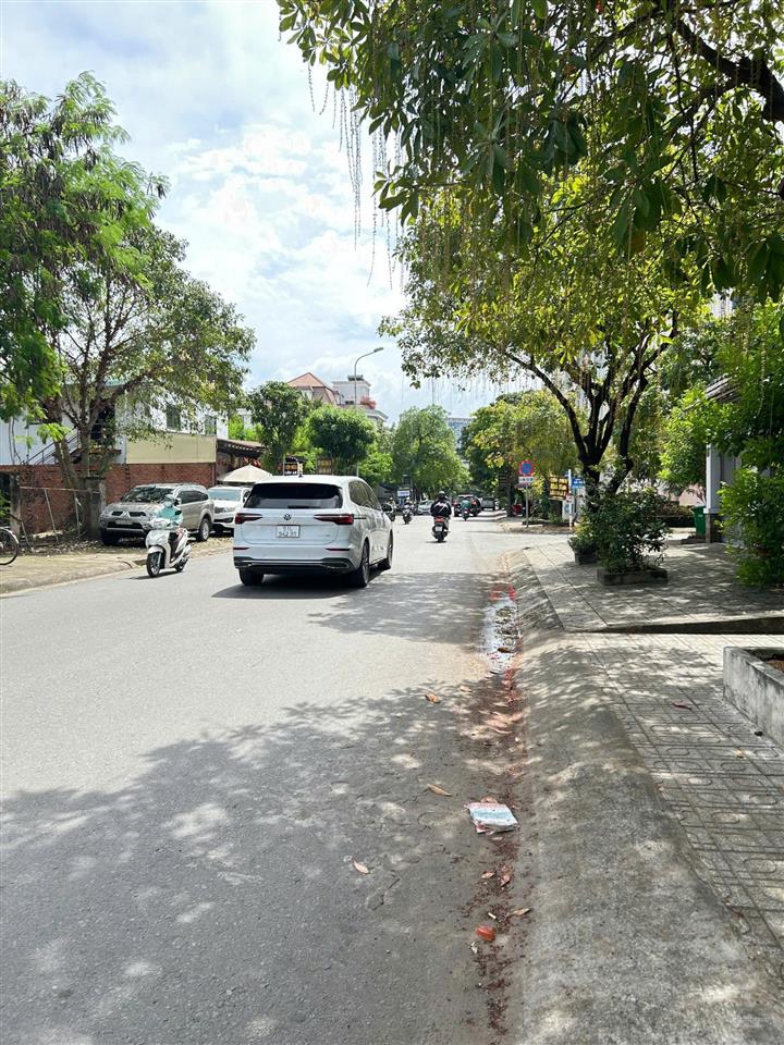 Bán 887m đất thổ cư, cách đường nguyễn duy trinh 50m