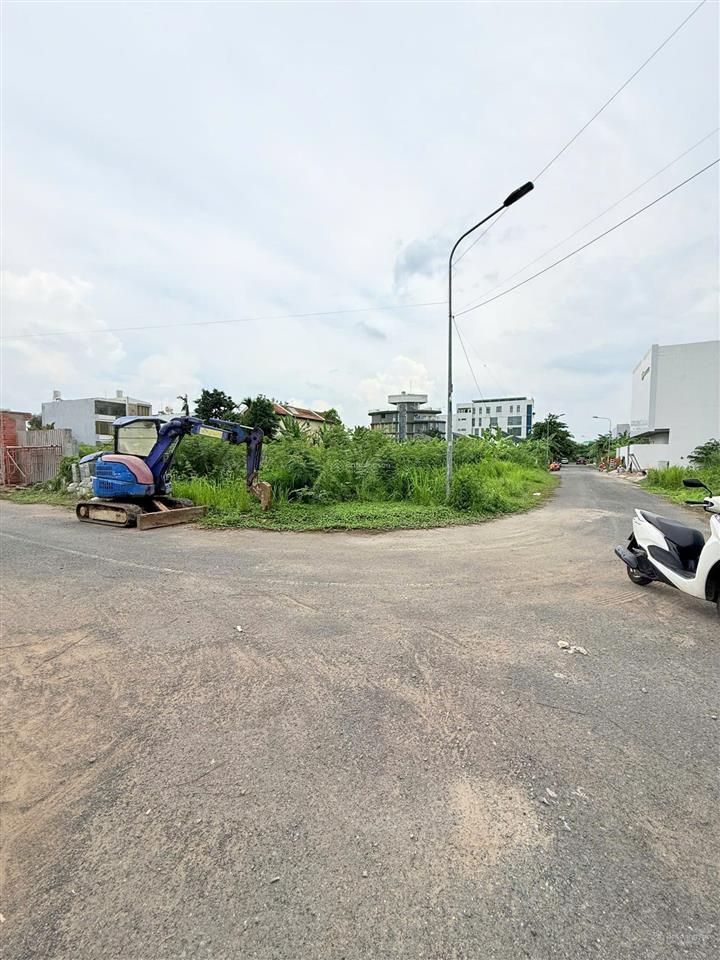 Đất góc 2 mặt tiền đường  khu nguyễn duy trinh  bán 16,7 tỷ