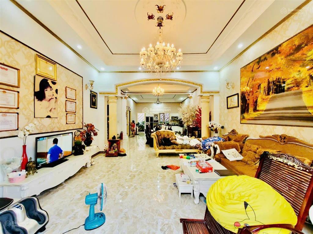 Bán nhà khu đường nguyễn thị định giá 37 tỷ