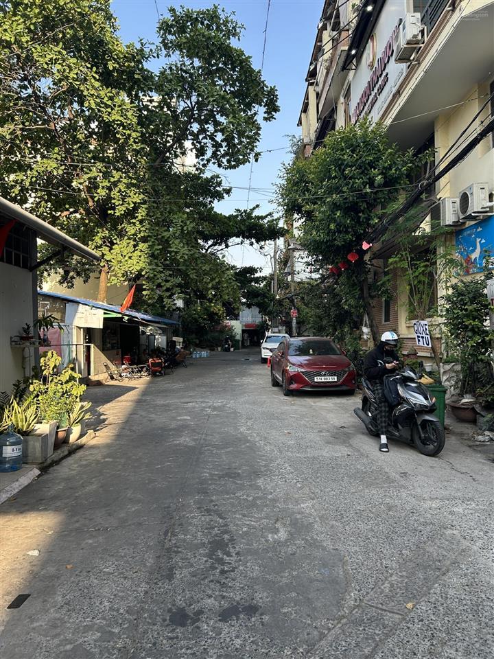Bán nhà khu đường trần não giá 10,3 tỷ