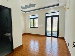 Nhà khu đường trần não dt 4 x 16m xây 3 tầng  bán 13.9 tỷ