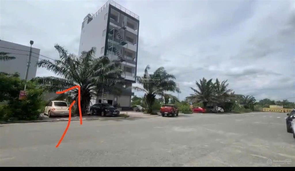 Bán đất 100m  khu ricca đường rộng 30m  cạnh đường gò cát  giá 9 tỷ
