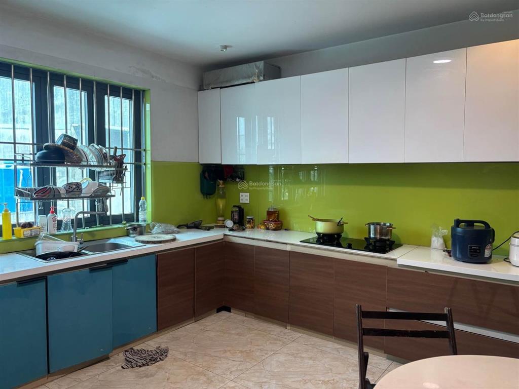 Nhà 94m2, xây 5 tầng, mặt tiền đường nguyễn duy trinh gía 12 tỷ