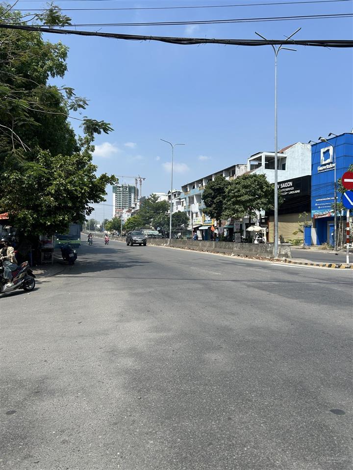 Bán đất đường rộng 20m  cạnh đường đỗ xuân hợp và liên phường