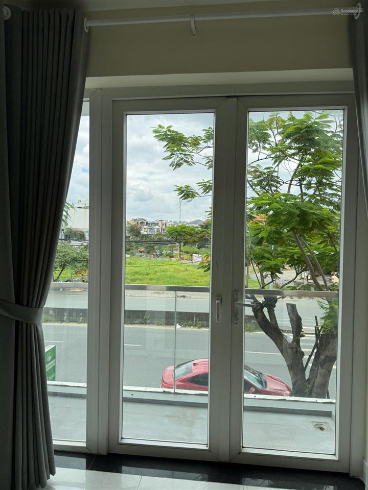 Bán nhà mặt tiền đường liên phường 100m, xây 4 tầng, 24 tỷ