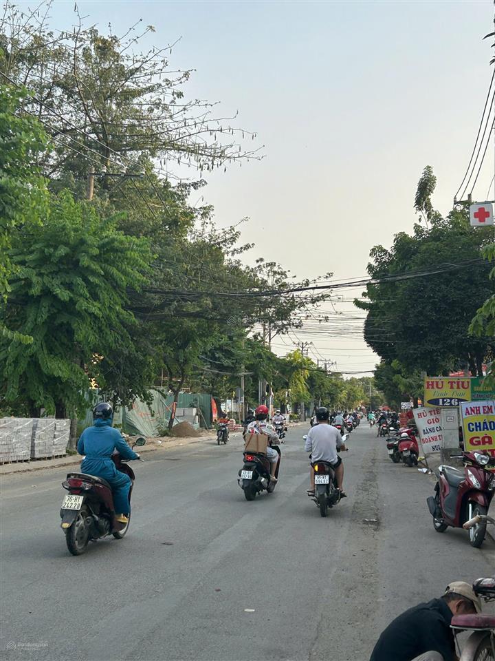 Bán nhà cạnh đường lê văn thịnh 66m xây 5 tầng, 8.7 tỷ