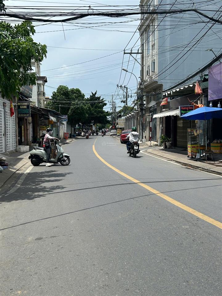 Bán nhà mặt tiền đường số 11 gần đường 39 và nguyễn tuyển, 50m, 3 tầng, 6.2 tỷ