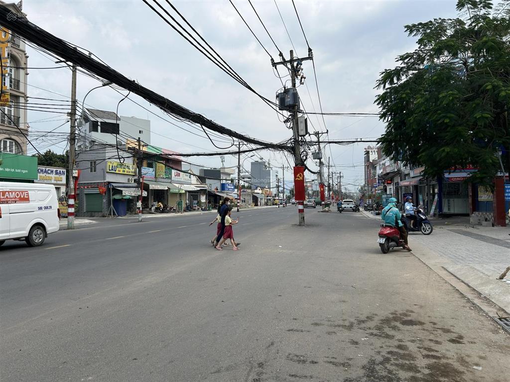 Nhà 786m, hxh, gần nguyễn thị định, đồng văn cống, 30 tỷ