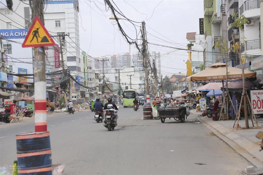 Nhà 786m, hxh, gần nguyễn thị định, đồng văn cống, 30 tỷ