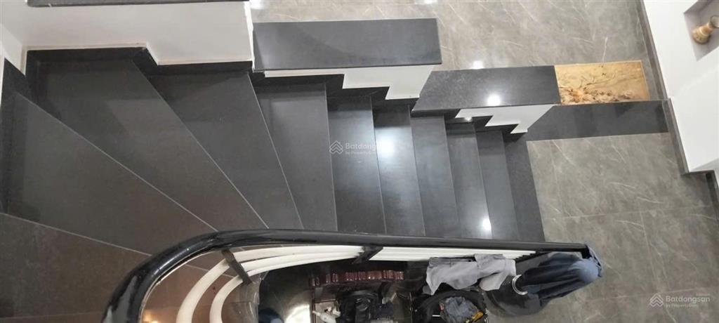 Nhà 84m, 4 tầng, đường thạnh mỹ lợi, 11.9 tỷ.