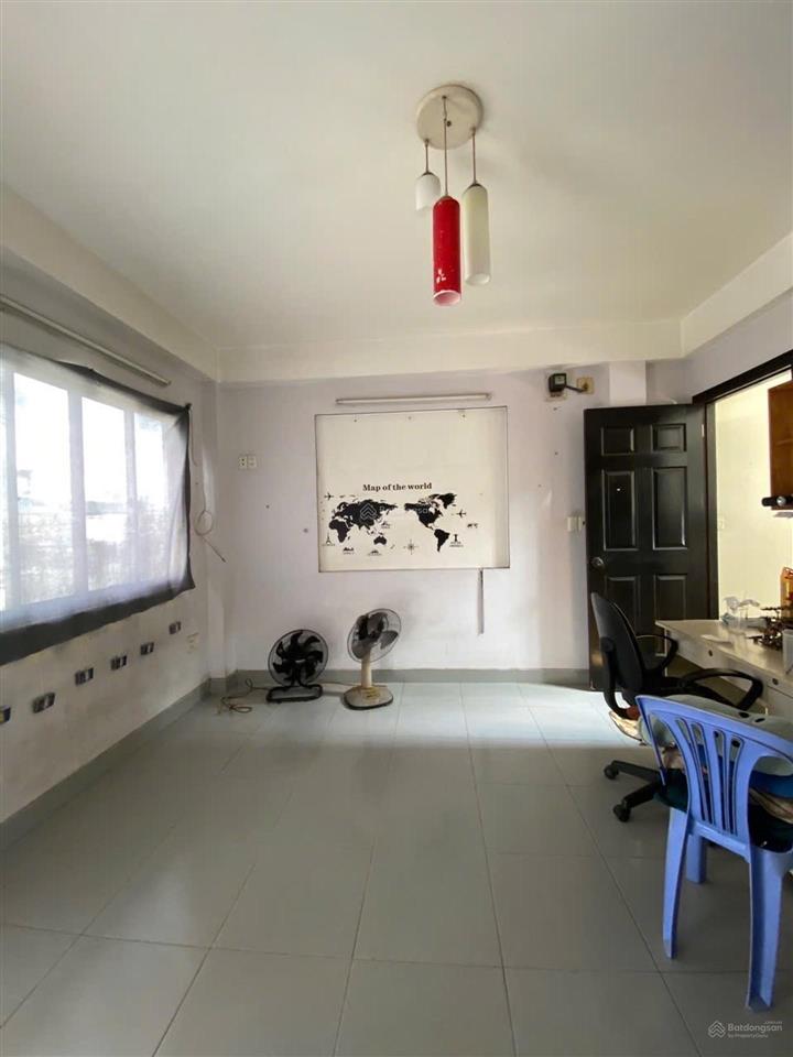 Nhà 22m2, 6 tầng, đường trường sa, 6.8 tỷ