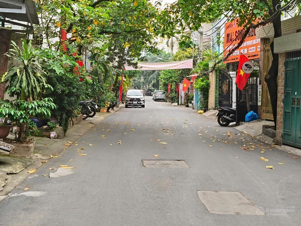 5 x 10m, cách lê văn thịnh 50m, đường 2 ô tô tránh, bán 5,2 tỷ