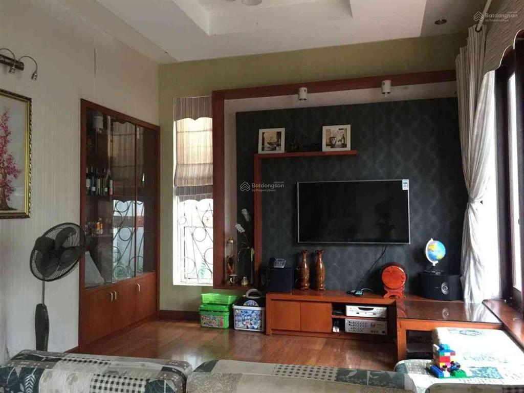Nhà 150m xây 1 trệt 1 lầu gần đường đặng tiến đông