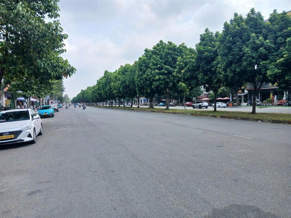 Nhà 84m, xây 1 trệt 3 lầu  mặt tiền đường vành đai trong  bán 16,9 tỷ