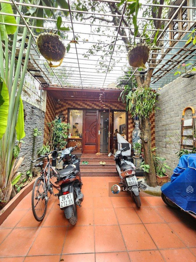 Mặt phố thuỵ khuê 134m2 2 mặt tiền xây building 7 tầng