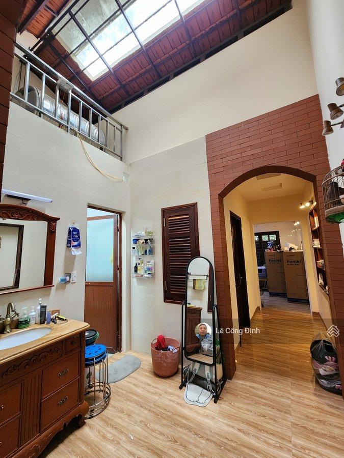 Mặt phố thuỵ khuê 134m2 2 mặt tiền xây building 7 tầng