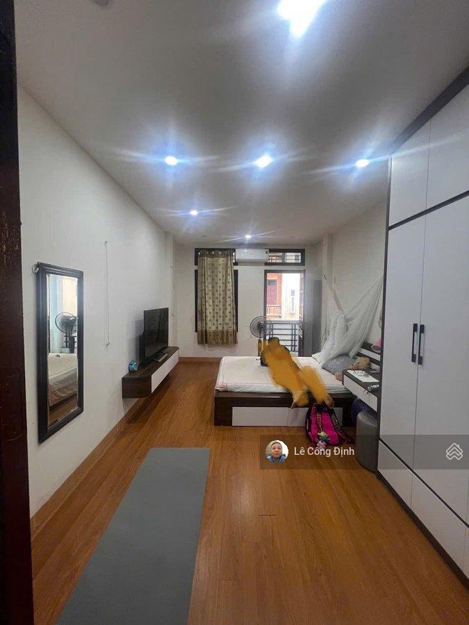 Lô góc  34m  nhà đẹp  ngõ thông  lạc long quân  hơn 8 tỷ